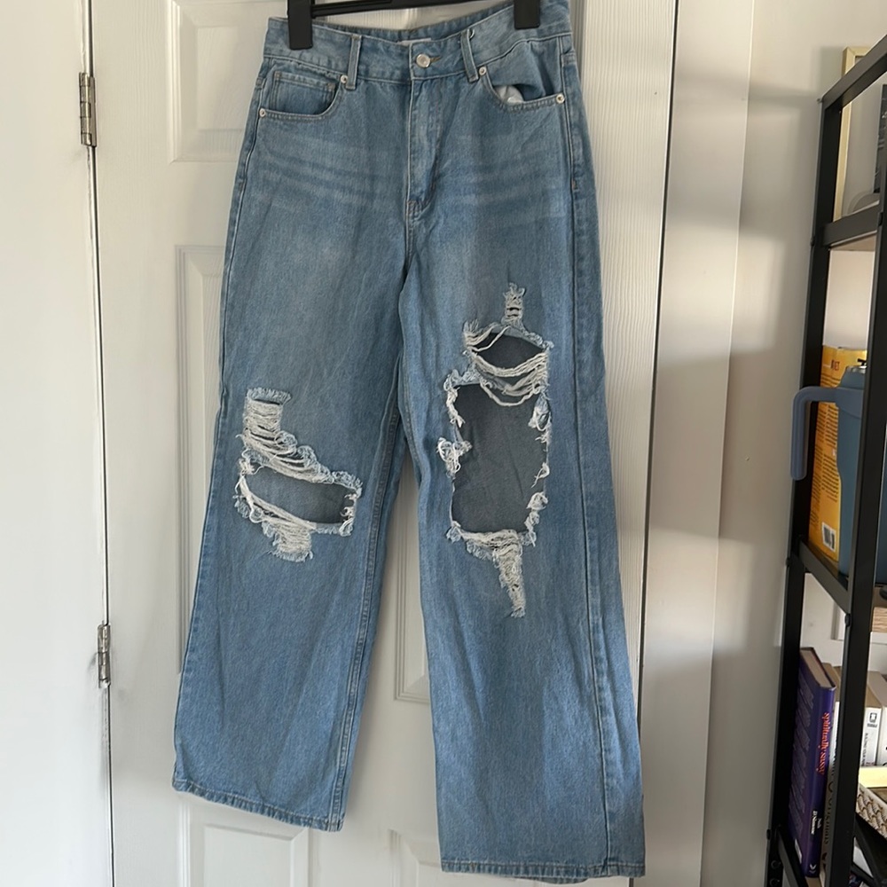 Ultra distressed forever 21 jeans